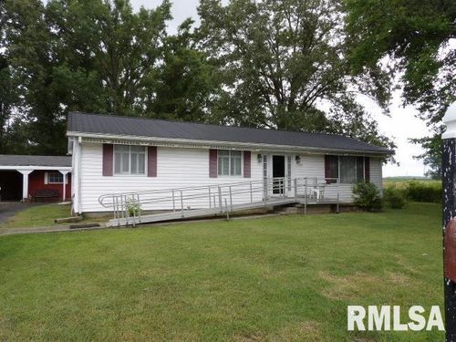 600 Panama St, Eldorado, IL, 62930-1932 | Card Image