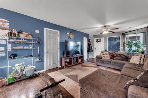 4169 Oakwood Rd, Merriam Woods Village, MO, 65740-9716 | Card Image