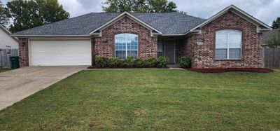 712 Elkhart Loop, House other with 3 bedrooms, 2 bathrooms and null parking in Bryant AR | Image 1