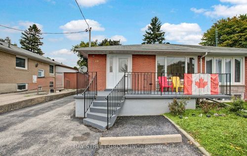 main-66 Walter Avenue, Newmarket, ON, L3Y2T3 | Card Image