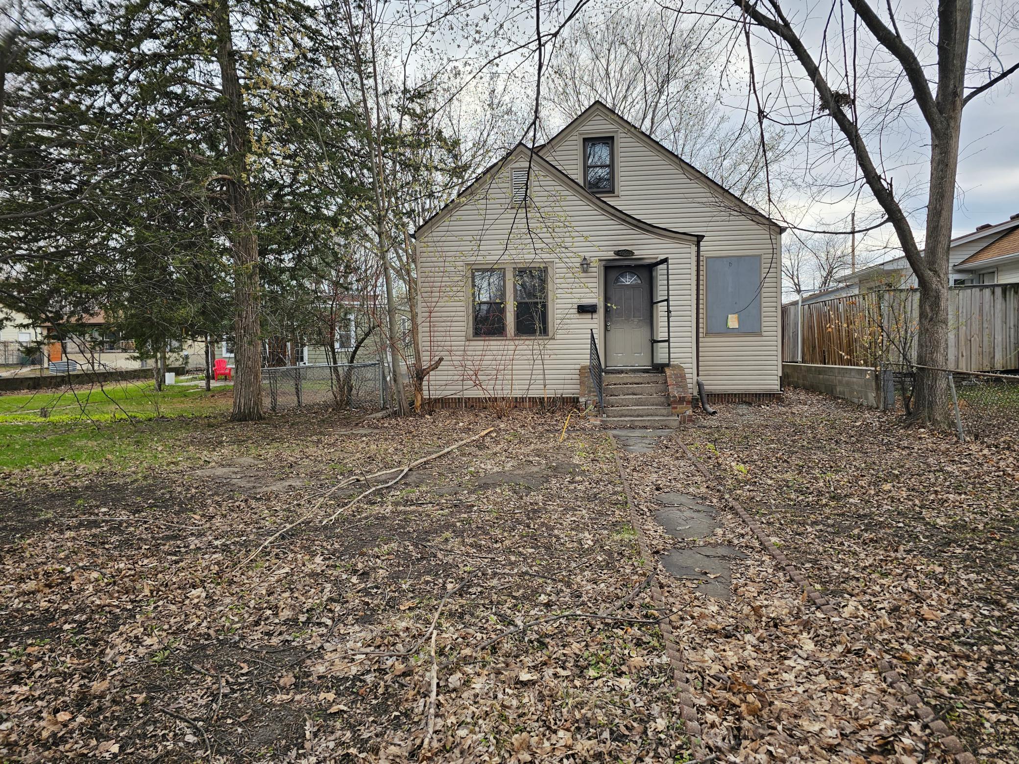 32nd Ave, Minneapolis, MN 55417