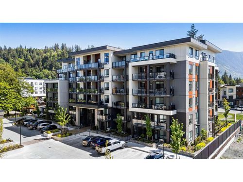 210-45505 Campus Drive, Chilliwack, BC, V2R6L2 | Card Image