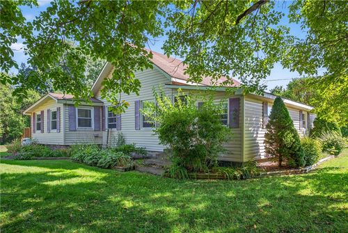 1500 Outlet Rd, Penn Yan, NY, 14527-9703 | Card Image