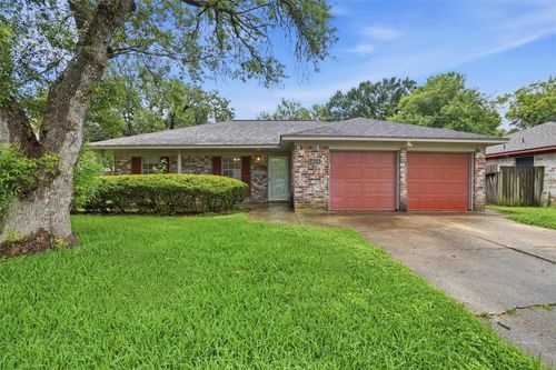 10114 Belfast Road, La Porte, TX, 77571 | Card Image