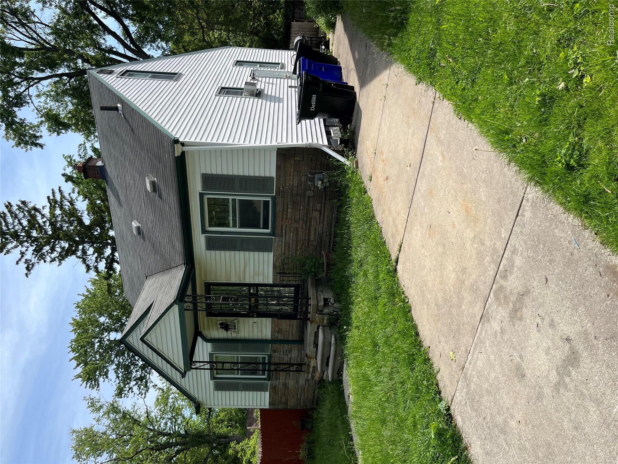 Residential in Detroit 2