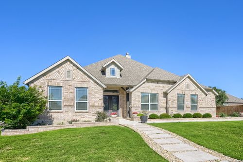 208 Englewood Ln, Castroville, TX, 78009-3507 | Card Image
