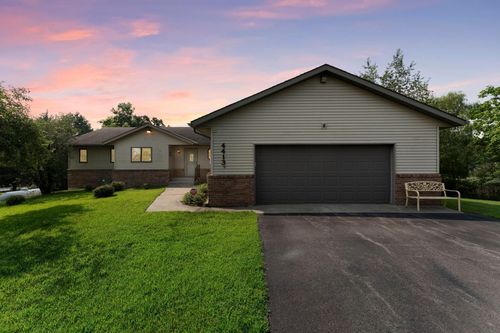 4413 Bridgewater Rd, South Haven, MN, 55382-9007 | Card Image