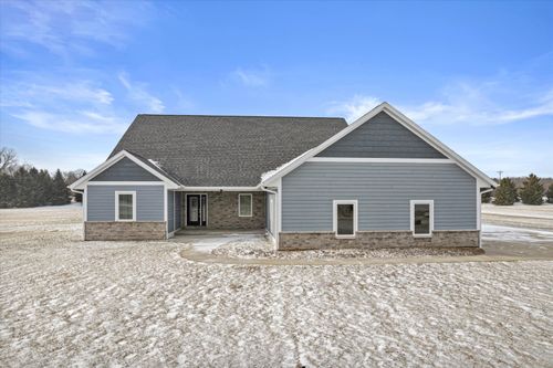 39910935 Connor Dr, Eagle, WI, 53119-1576 | Card Image