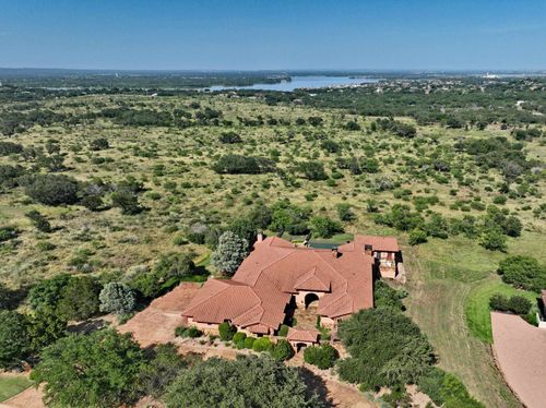 405 The Trails Pkwy, Horseshoe Bay, TX, 78657-7104 | Card Image