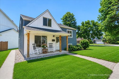 331 W Hillside Ave, Elmhurst, IL, 60126-3811 | Card Image