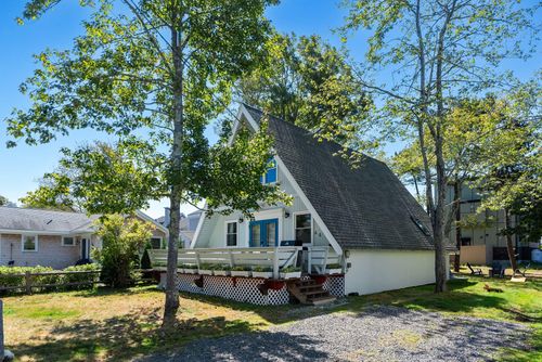 12 Pheasant Ln, Wells, ME, 04090-3843 | Card Image