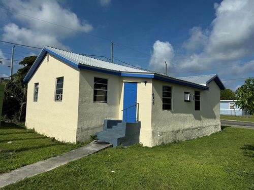 856 Sw Ave D, Belle Glade, FL, 33430 | Card Image