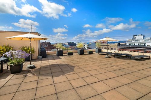 apt-8-100 1st Ave S, Seattle, WA, 98104-2548 | Card Image