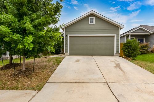 7209 Spirit Hill Rd, Austin, TX, 78744-3353 | Card Image
