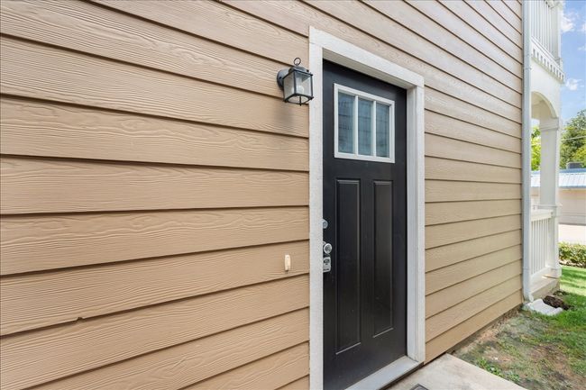 435 N Woods St, Townhouse with 2 bedrooms, 2 bathrooms and null parking in Sherman TX | Image 5