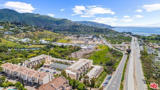 159 - 23901 Civic Center Way, Condo with 2 bedrooms, 2 bathrooms and 2 parking in Malibu CA | Image 42