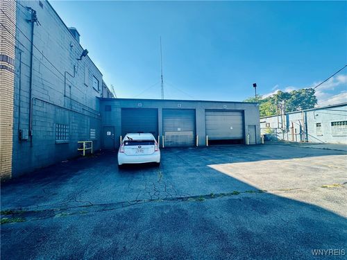 1336 Genesee St, Buffalo, NY, 14211-2230 | Card Image