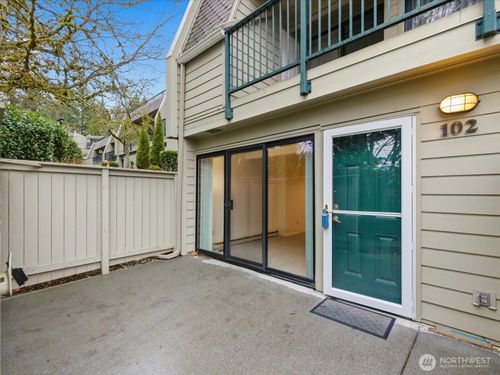 d102-8835 166th Ave Ne, Redmond, WA, 98052-3766 | Card Image