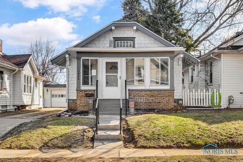 3846 Burton Ave, Toledo, OH, 43612-1136 | Card Image