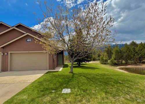 8-40 Mangum Cir, Donnelly, ID, 83615-4725 | Card Image