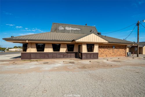 702 N Swenson St, Stamford, TX, 79553-7322 | Card Image