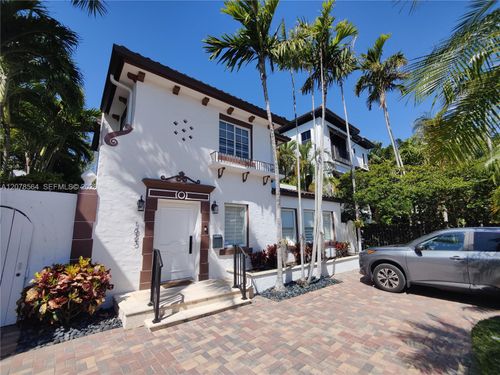 1823 S Bayshore Ln, Coconut Grove, FL, 33133-4007 | Card Image