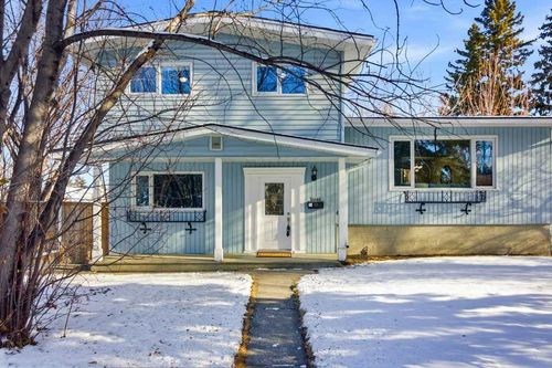 3703 Valdes Pl Nw, Calgary, AB, T2L2A2 | Card Image