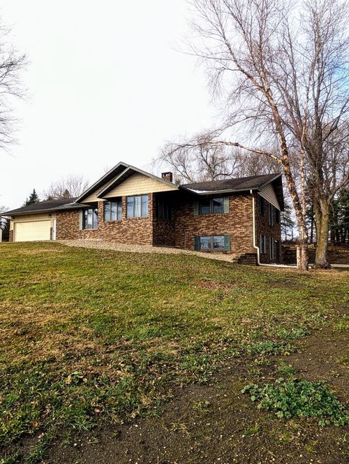 19475 660th Avenue, Alden, MN, 56009 | Card Image