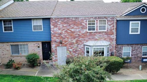 4016 Knoll Top Ct, Carmichael, CA, 95608-2173 | Card Image