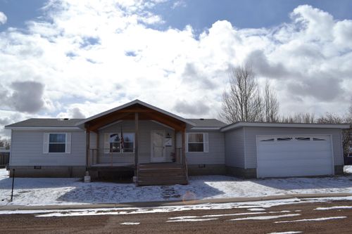 42 Carothers Ave, Fort Bridger, WY, 82933-5022 | Card Image