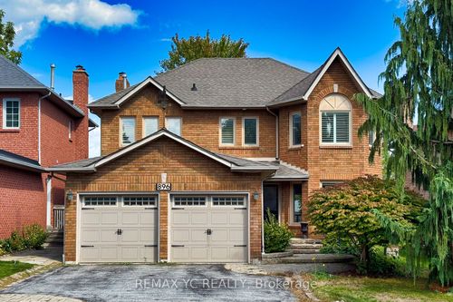 896 Darwin Dr, Pickering, ON, L1X2P8 | Card Image