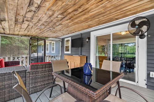 3 Underwood Drive, Litchfield, NH, 03052 | Card Image