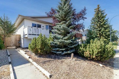 b-33 Eggleton St, Red Deer, AB, T4R2L2 | Card Image