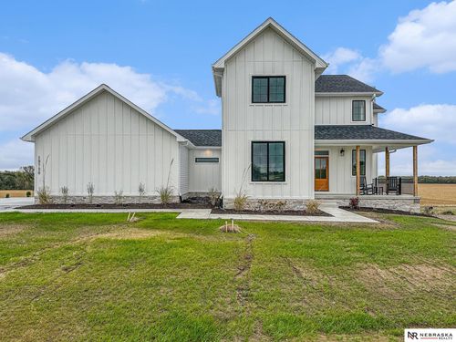 19720 Longview Ln, Hickman, NE, 68372 | Card Image