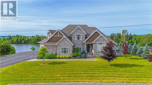 4261 Rue Anthony, Tracadie-Sheila, NB, E1X0G3 | Card Image