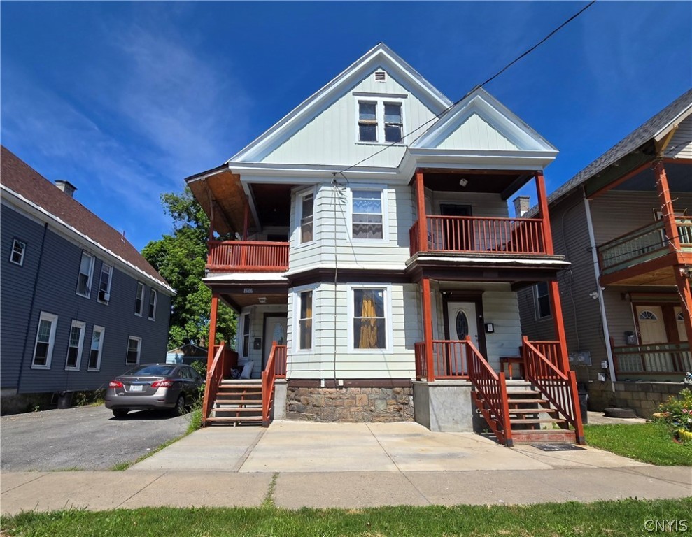 Neilson St, Utica, NY 13501