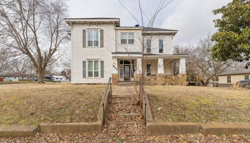 303 N Smith St, Vinita, OK, 74301-3125 | Card Image