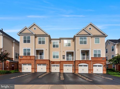 unit-118-23290 Milltown Knoll Sq, ASHBURN, VA, 20148-8162 | Card Image