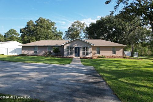 1113 Highway 98 E, McComb, MS, 39648-9454 | Card Image