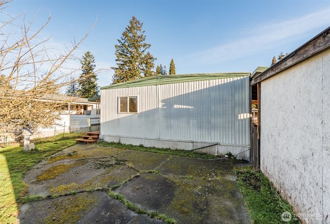 fenced back yaRD | Image 30