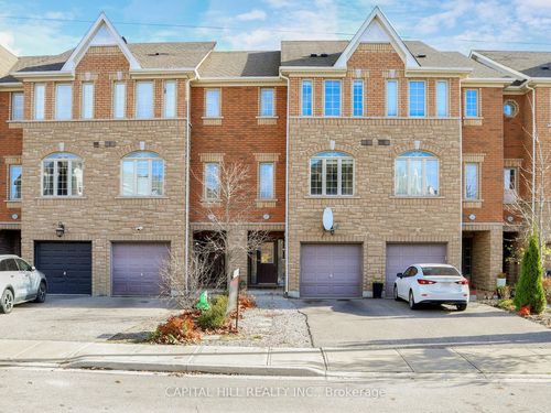 7 Pidgeon St, Scarborough, ON, M1L0C7 | Card Image