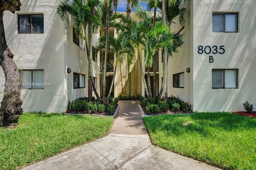 305-8035 Sw 107th Ave, Miami, FL, 33173-4855 | Card Image