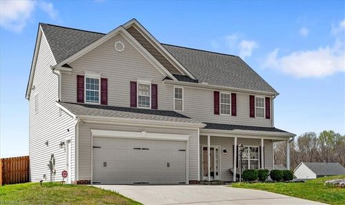1869 Planters Walk Dr, Thomasville, NC, 27360-9226 | Card Image
