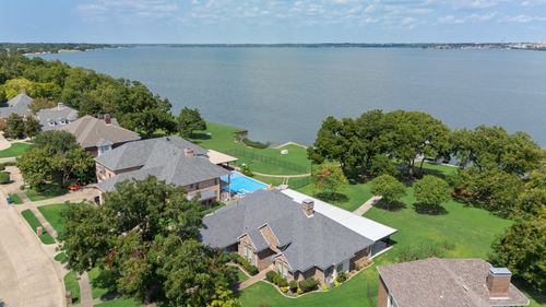2302 Southbay Cir, Rowlett, TX, 75088-5530 | Card Image