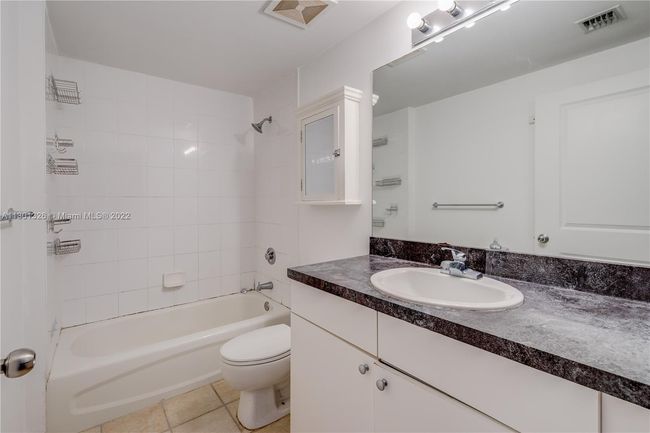 APT-1310 - 1250 S Miami Ave, Condo with 1 bedrooms, 2 bathrooms and null parking in Miami FL | Image 13