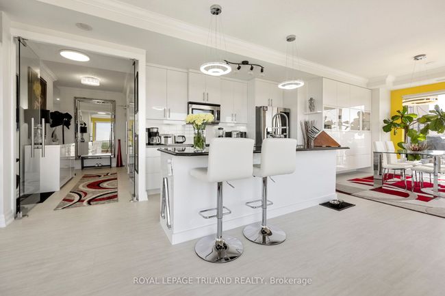 1403 - 1030 Coronation Dr, Condo with 3 bedrooms, 2 bathrooms and null parking in London ON | Image 12