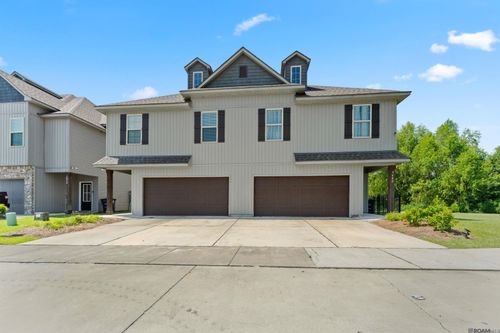 5604 Cottage Lake Dr, Baton Rouge, LA, 70820-5228 | Card Image