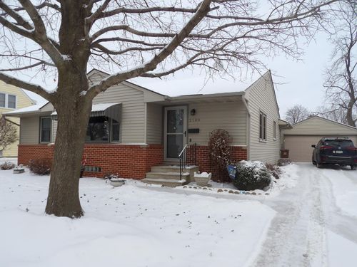 2109 4th Ave Se, Austin, MN, 55912-4311 | Card Image