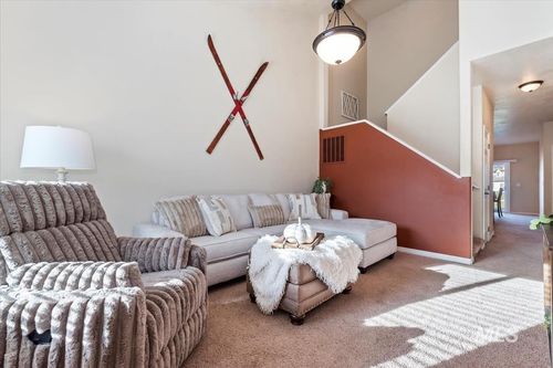 unit-7-21 Mangum Cir, Donnelly, ID, 83615-4705 | Card Image