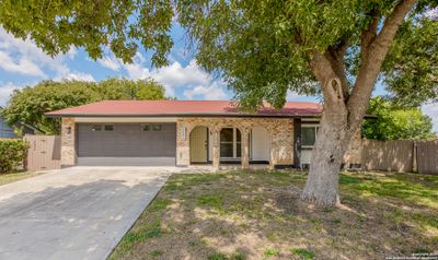 9403 Quicksilver Dr, House other with 3 bedrooms, 2 bathrooms and null parking in San Antonio TX | Image 2